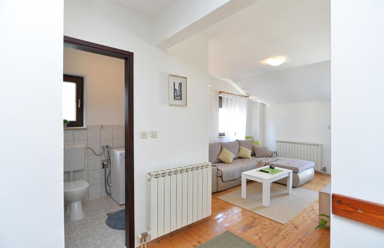 Apartment Apartments Drago 589 Fazana