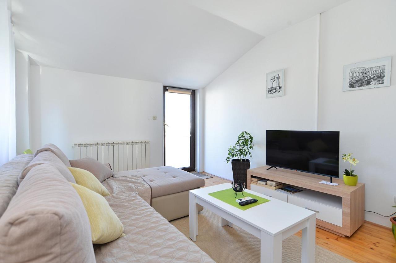 Apartment Apartments Drago 589