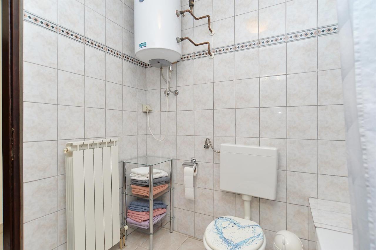 Apartments Drago 589